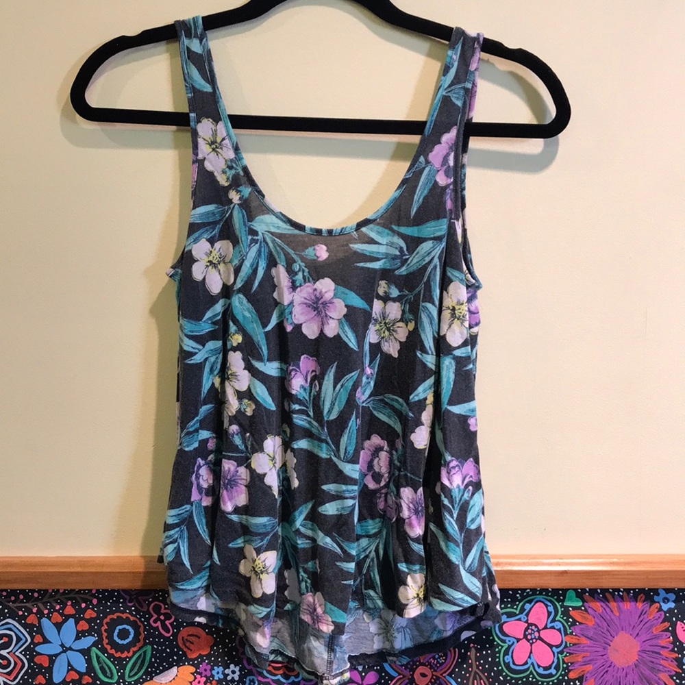 AMERICAN EAGLE TOP